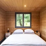 Du Faubourg & Jacuzzi, Proximite Gerardmer & La Bresse Шале *