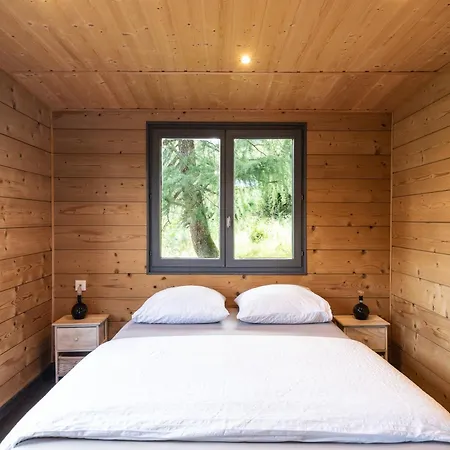 Du Faubourg&jacuzzi, Proximité Gerardmer&la Bresse Chalet *